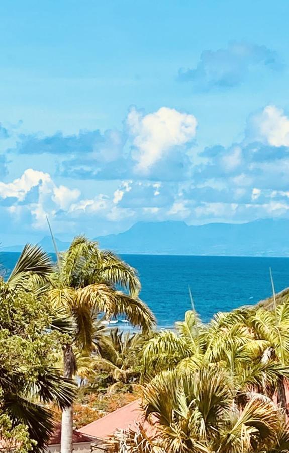 Sublime Vue Mer et Volcan , Pierre et Vacances, Gwadapaye Studio Sainte-Anne  Extérieur photo