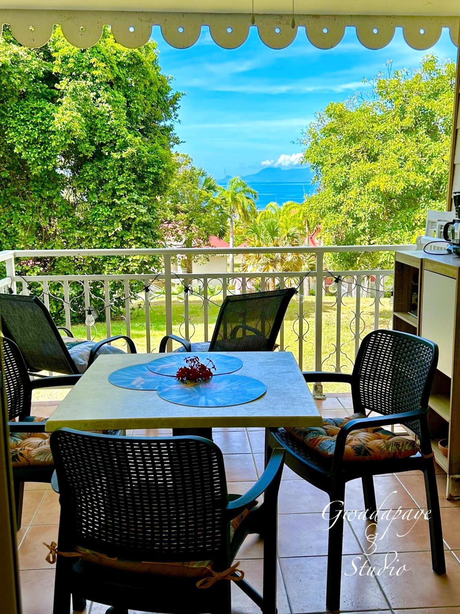 Sublime Vue Mer et Volcan , Pierre et Vacances, Gwadapaye Studio Sainte-Anne  Extérieur photo