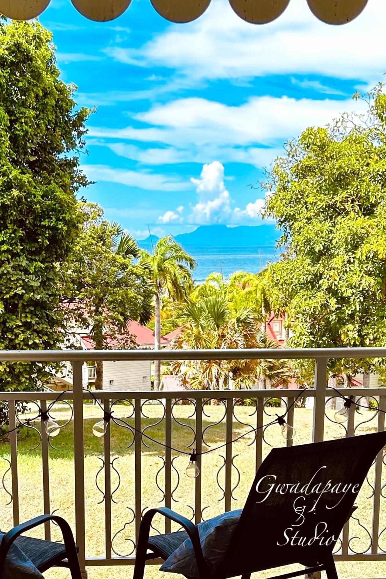 Sublime Vue Mer et Volcan , Pierre et Vacances, Gwadapaye Studio Sainte-Anne  Extérieur photo
