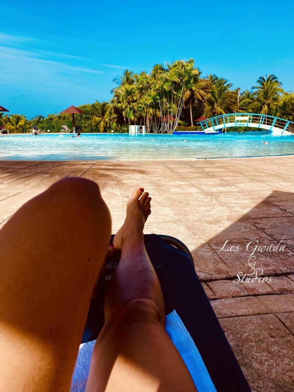 Sublime Vue Mer et Volcan , Pierre et Vacances, Gwadapaye Studio Sainte-Anne  Extérieur photo