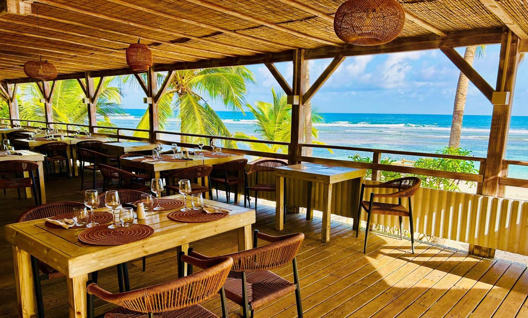Sublime Vue Mer et Volcan , Pierre et Vacances, Gwadapaye Studio Sainte-Anne  Extérieur photo
